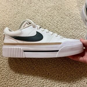 Nike Court Legacy Lift Shoes